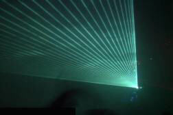 laserright.jpg - 6517 Bytes